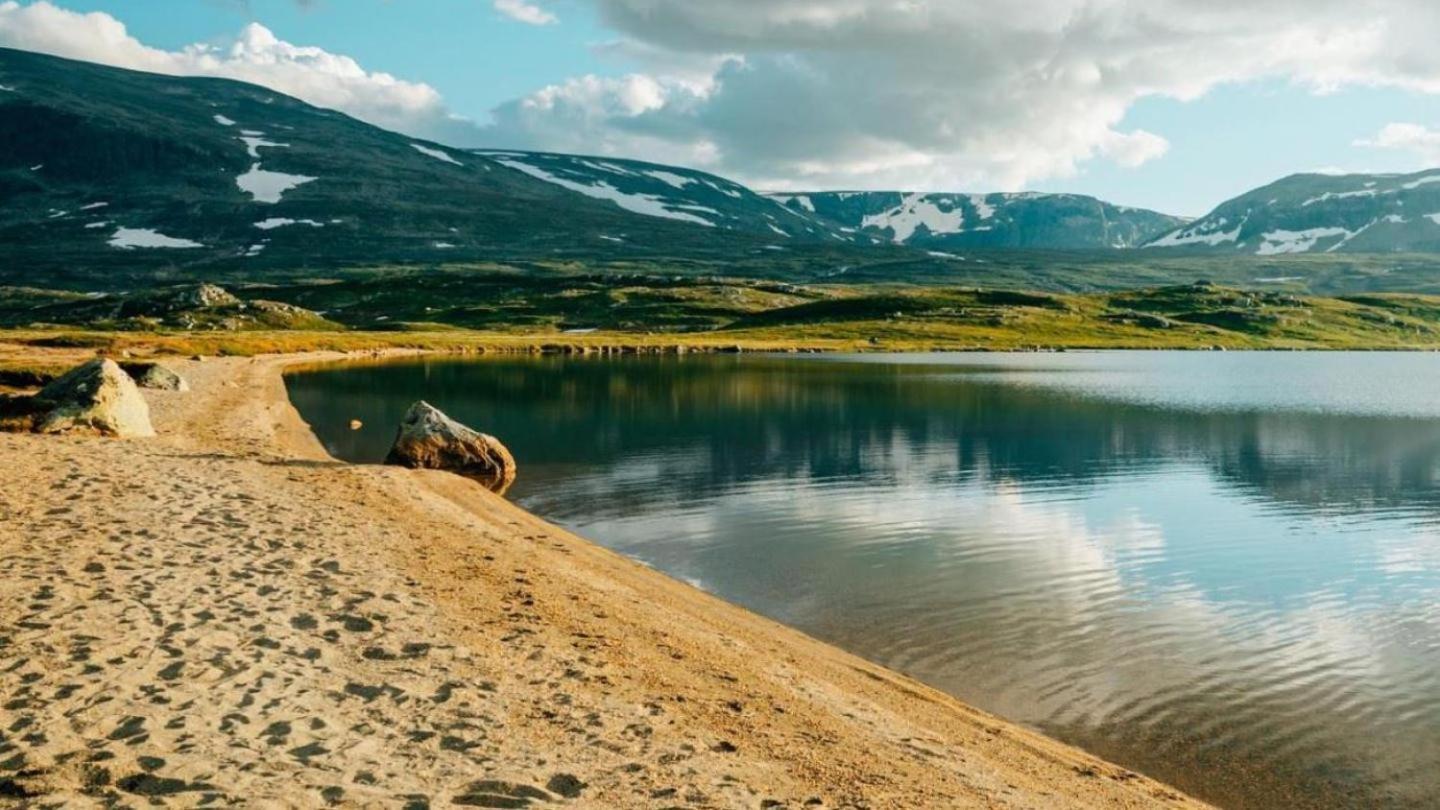Koselig Hytte Med Usjenert Og Solrik Beliggenhet Geilo Exterior photo